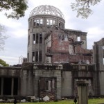 Il grido di Hiroshima scuote il mondo: no alle armi atomiche