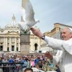 Papa Francesco: la pace si costruisce con il dialogo