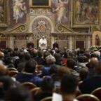 Papa Francesco ai rom e sinti: non cedere al rancore