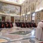 Papa Francesco: l’anziano può essere strumento di salvezza