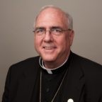 Arcivescovo Naumann: Presidente Biden sta “usurpando il ruolo dei vescovi e confondendo le persone”. "Dovrebbe smetterla di definirsi un cattolico devoto"