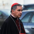 L’Unione Sarda, il Cardinale Becciu: «Parlerò solo quando tutto sarà chiarito». L'abbraccio di Pattada e della Chiesa in Sardegna
