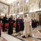 Papa Francesco chiede pace per Medio Oriente ed Africa