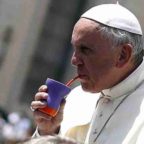 Crolla la fede nella Resurrezione. Roberto Cipriani: “Papa Francesco, secondo me, è da aperitivo, il classico amico con cui prenderesti un caffè al bar, l’amico di tutti…”