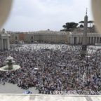 Papa Francesco: lo Spirito Santo ringiovanisce la Chiesa