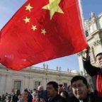 Nella Cina comunista la fede è perseguitata ferocemente. Inutile negarlo. Qualcuno ne informa Parolin, Celli e Francesco?