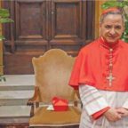 Terminata la «crocifissione cautelare» del Cardinal Becciu