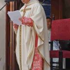 Lettera di Papa Francesco a Cardinal Becciu per il 50° di sacerdozio