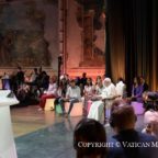 Papa Francesco invita i giovani a cambiare l’economia