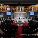 Papa Francesco invita ad una nuova Pentecoste