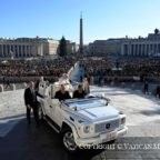 Papa Francesco: consolazione è pace che muove al bene