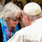 Papa Francesco: santa Lucia è donna che non cede alle lusinghe