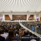 Papa Francesco invita alla vigilanza