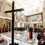 Papa Francesco: la ministerialità riguarda tutti i fedeli cristiani