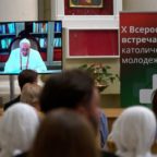 Papa Francesco ai giovani russi: siate costruttori di pace