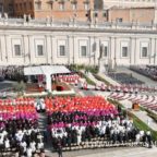 Papa Francesco: il Collegio Cardinalizio è una sinfonia