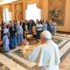 Papa Francesco: testimoniare Dio è missione