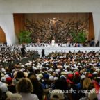 Il papa ha risposto ai bambini messaggeri di pace